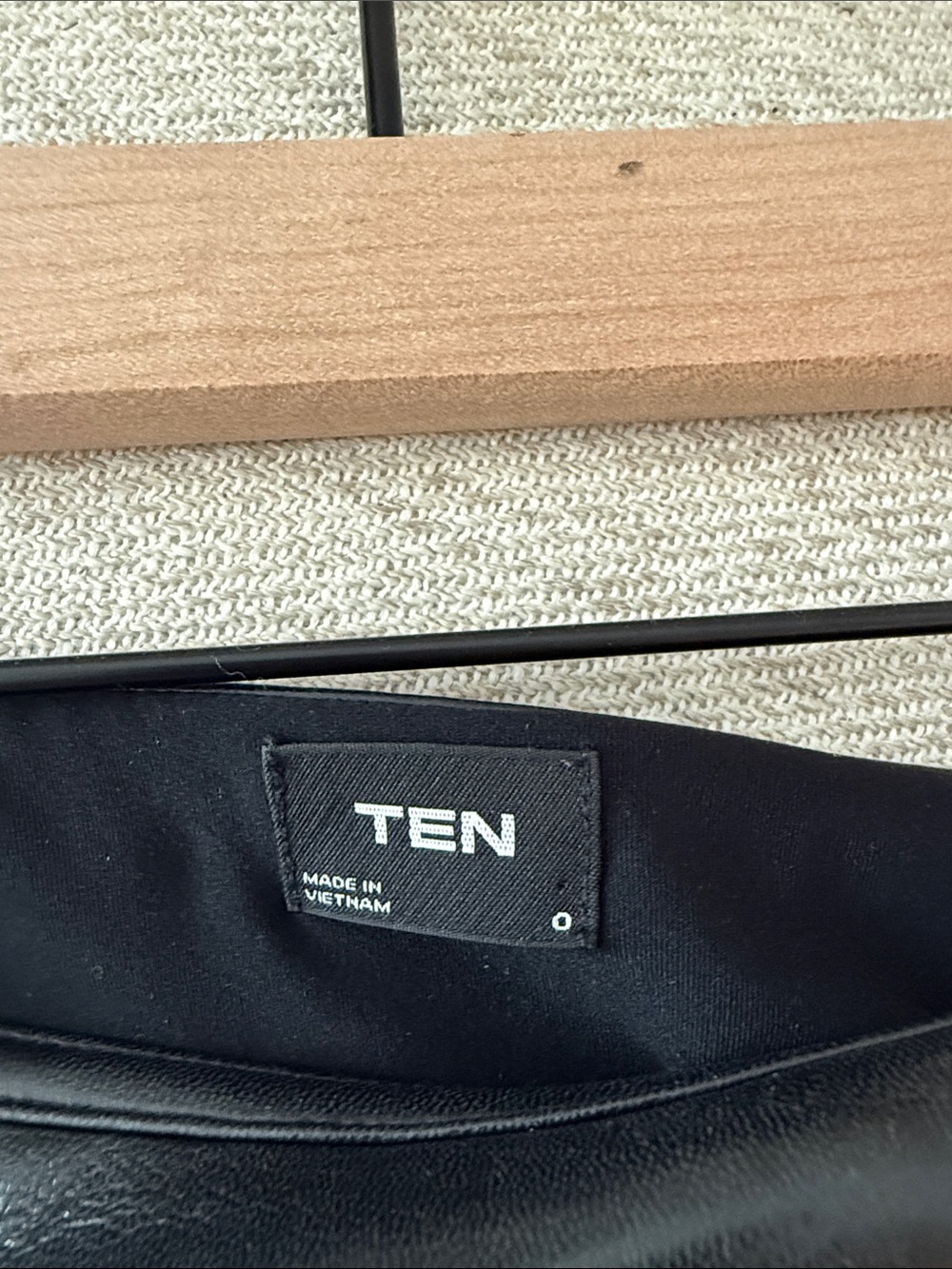 Aritzia Black Faux Leather Mini Skirt - Picture 2 of 5